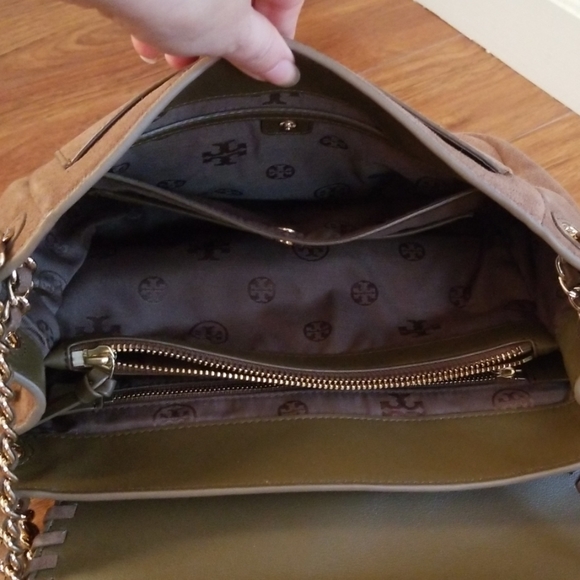 Tory Burch women's marion suede small flap shoulde - Picture 4 of 4